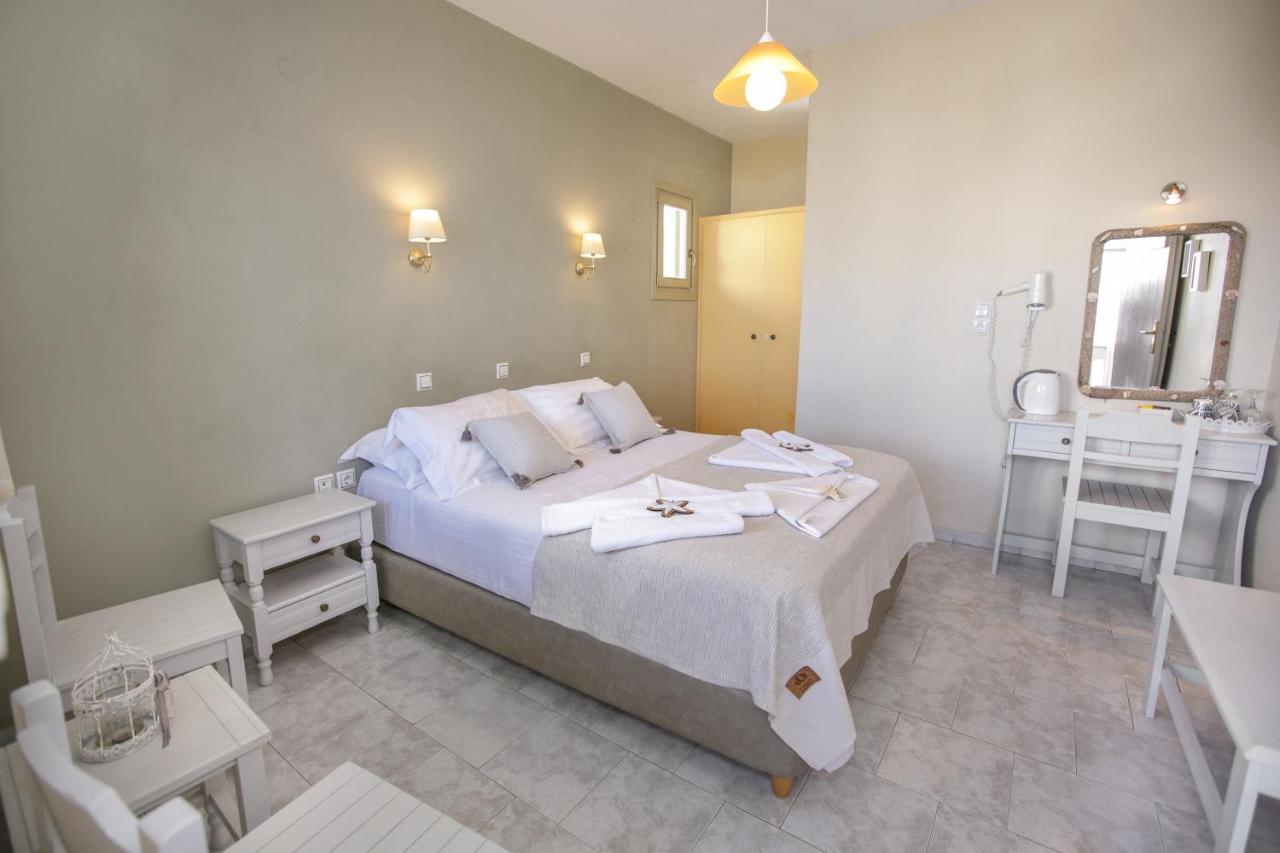 Alexandra'S Rooms Парікія Екстер'єр фото